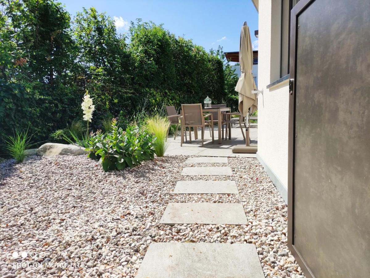 Ruhige Ferienwohnung Mit Garten Und Garage In Privatvilla Marlengo Kültér fotó